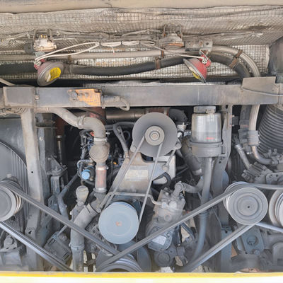 49-местный подержанный автобус с максимальной мощностью 247 кВт и максимальной скоростью 100 км/ч, произведенный в январе 2013 года