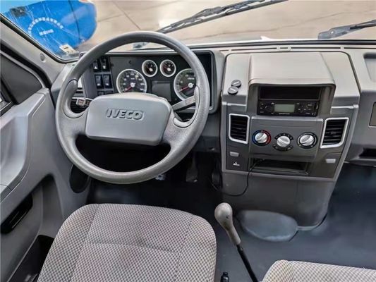 130 км / ч Дизель IVECO Подержанные автобусы, Евро IV Подержанный 10-местный фургон