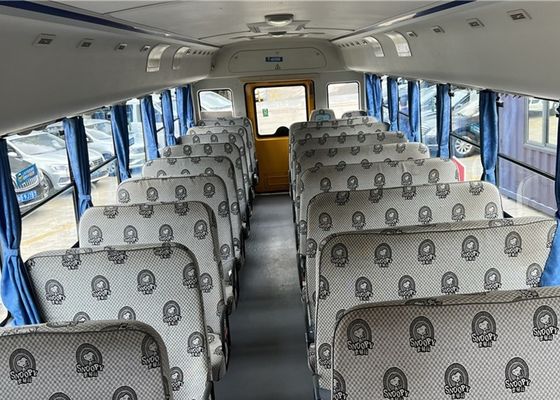 ЮТонг 46 мест Обновленный школьный автобус Желтая ручная коробка передач