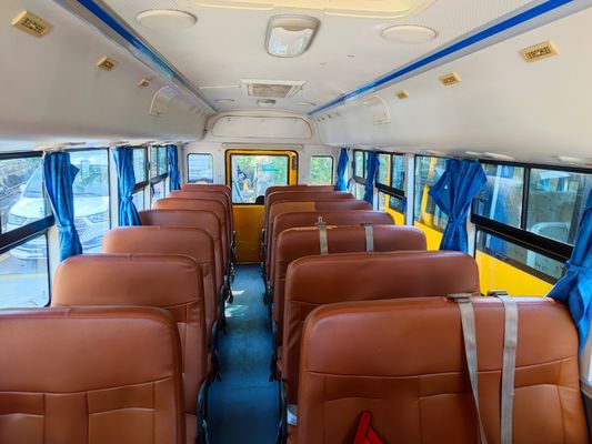 34-местный подержанный школьный автобус, дизельное топливо, двигатель V6