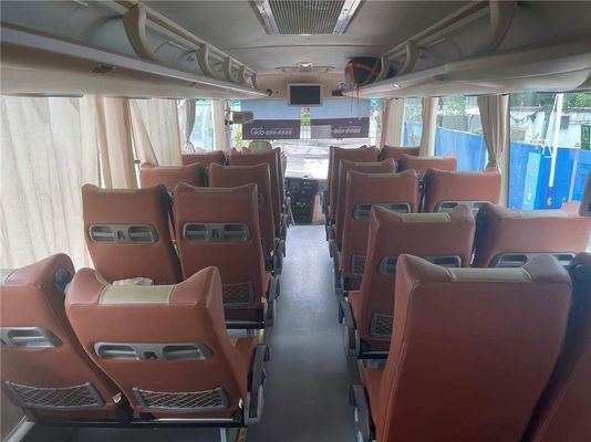 46 мест Автобусы Евро 5 Дизельные с ручной коробкой передач Автобус