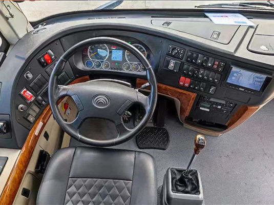 Автобусы с механической коробкой передач, вместимостью от 25 до 59 мест, с занятыми местами