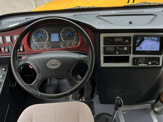 Жёлтые школьные автобусы 46 мест Ручная коробка передач Подержанные автобусы