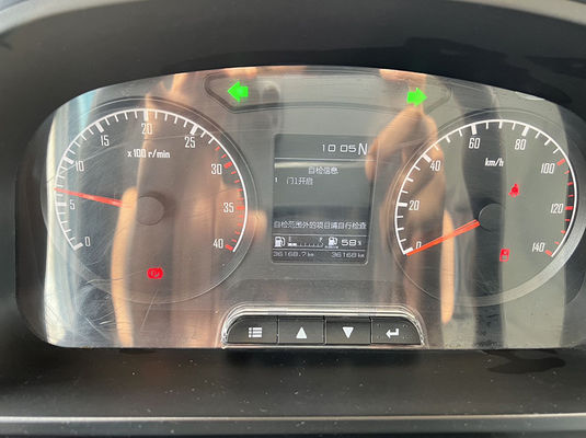 52-местные школьные автобусы для перевозок студентов