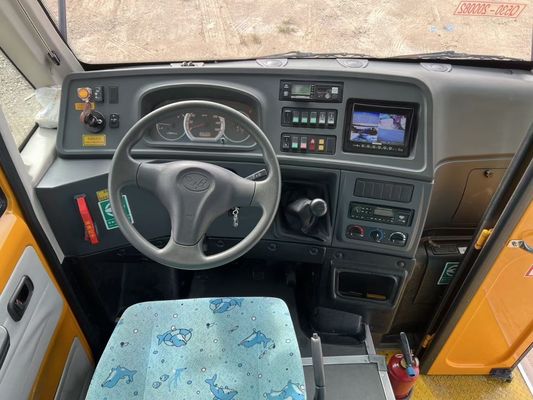 Улинг 19 мест Подержанные школьные автобусы Бензин топливо Ремонтированный школьный автобус