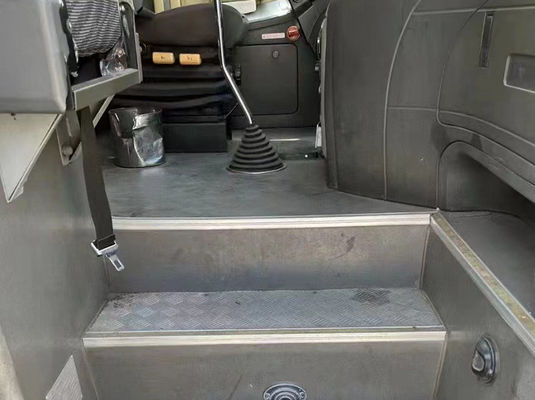 Устойчивые подержанные автобусы 47 мест LHD Туристический автобус с двумя дверями