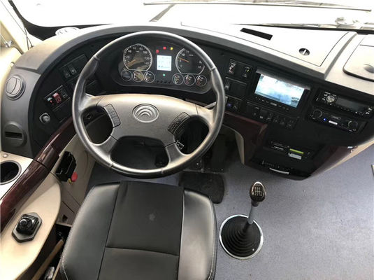 Автобус Yutong 33 места с ручной коробкой передач
