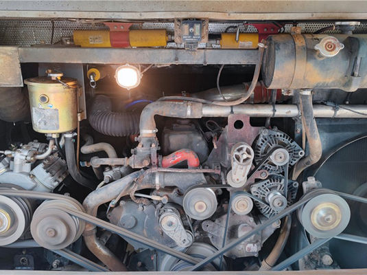 55-60 мест Левый рулевой руль Подержанный пассажирский автобус с емкостью 9726 мл и мощностью двигателя 247 кВт