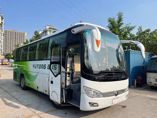 39 мест Подержанные автобусы Ютонг Предварительно принадлежащий большой туристический автобус с дизельным двигателем