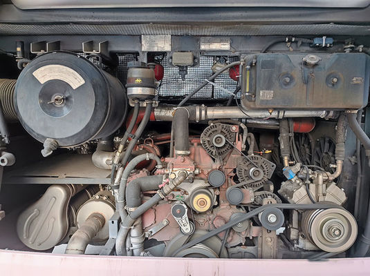 Роскошные розовые подержанные автобусы Euro 5 LHD Б/у дизельный автобус-шаттл на продажу