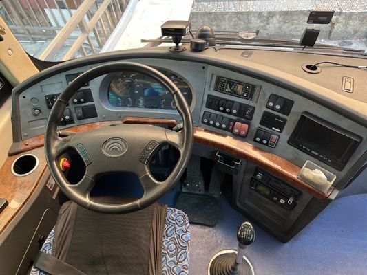 Ручная коробка передач Автобусы 47 мест Euro 4 LHD Туристический автобус