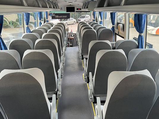 Автобус с дизельным двигателем