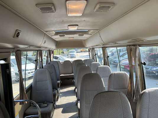 Автобус на 10-23 места, с ручной коробкой передач и удобными сиденьями