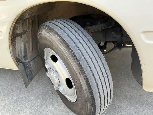 Автобус на 10-23 места, с ручной коробкой передач и удобными сиденьями