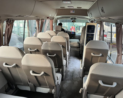 Использовано 23 места  Автобус 7м Бензин  Использованный микроавтобус