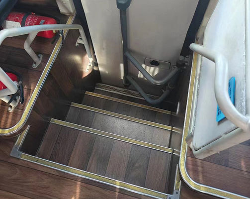 50 мест Подержанные автобусы Евро 5 Подержанные автобусы Автобусы дальнего следования