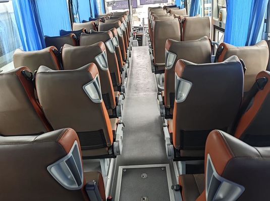 Автобус Yutong Coach Bus используемый дизельный автобус с мощностью двигателя 220 кВт 50 мест используемый туристический автобус
