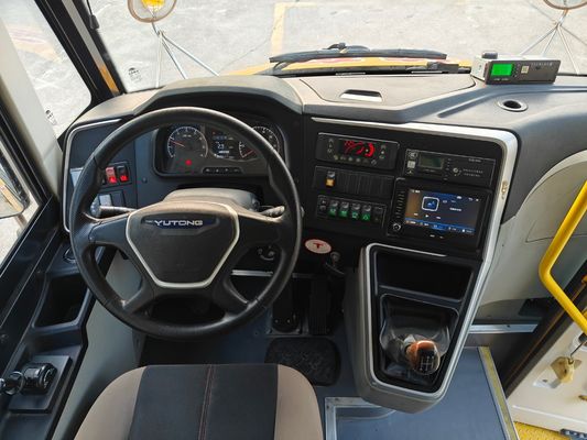 19-местный подержанный школьный автобус для дошкольников с подъемником для инвалидных колясок и пробегом 57870 км. Отличное состояние