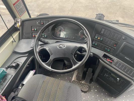 48-местный чисто электрический автобус KING LONG белого цвета, бывший в употреблении, с задней колеей 1860 мм и передней колеей 2054 мм