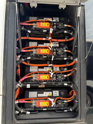 Подержанный 10-метровый автобус Shenlong на 36 мест