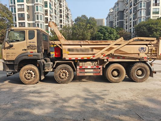 Двухместный желтый подержанный буксир Howo, произведенный в 2019 году