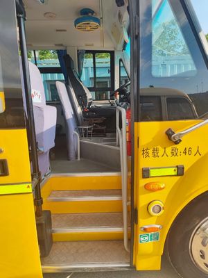 2017 Dongfeng EQ6958STV 46-местный дизельный школьный автобус